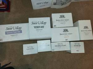 lot 264 image: Set of 9 Department 56 Snow Village Collectible Buildings and Accessories