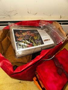 lot 366 image: Wool Fabric Kit for Coneflower Rug Hooking Project