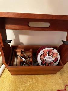 lot 373 image: Wooden Caddy with Vintage Accessories