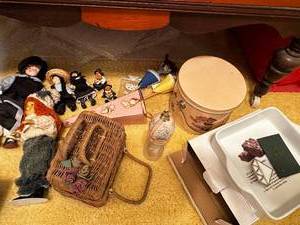 lot 383 image: Collection of Vintage Dolls, Baskets, and Decorations