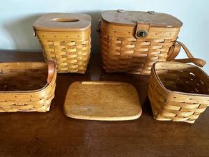 lot 404 image: Collection of 5 Longaberger Handwoven Baskets from 1999