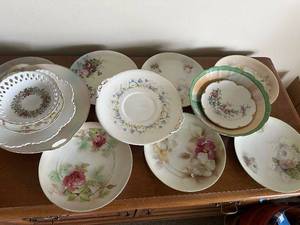 lot 418 image: Collection of 9 Vintage Porcelain Plates with Various Designs