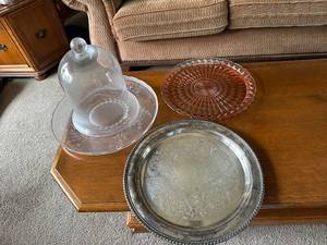 lot 437 image: Assorted Serving Set with Rogers Silver Plated Tray