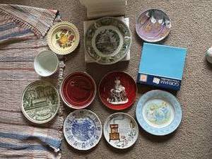 lot 497 image: Collection of 11 Vintage Decorative Plates with Various Themes