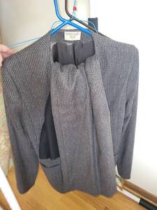 lot 555 image: Collection of 8 Various Jackets and Coats