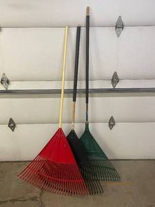 lot 604 image: Set of 3 Heavy Duty Leaf Rakes - Red, Black, Green