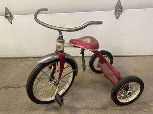 lot 616 image: Vintage Indian Head Brand Tricycle with Original Graphics