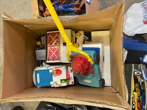 lot 625 image: Vintage Toy Vehicle Collection