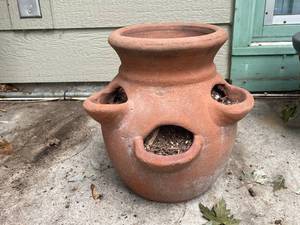 lot 671 image: Terracotta Strawberry Planter Pot with Multiple Pockets