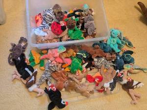 lot 166 image: Collection of Ty Beanie Babies Assorted Plush Toys