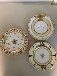 lot 3 image: Set of 3 Dresden Germany Porcelain Plates with Gold Trim