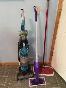 lot 52 image: Bissell PowerGlide Pet Vacuum with Swiffer and Microfiber Mop Set