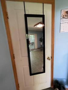 lot 54 image: Over-the-Door Hanging Full Length Mirror 15x51