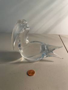 lot 65 image: Crystal Bird Figurine Signed from Sweden
