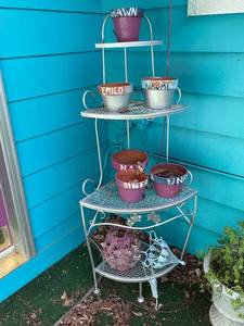 lot 102 image: Set of 5 Tiered Plant Pots with Large Ceramic Planter