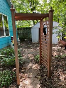 lot 160 image: Plastics Garden Arbor with Lattice Design and Circular Cutout