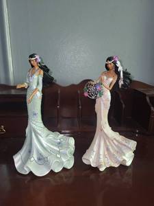 lot 208 image: Set of 2 Bradford Exchange Butterfly Dreamer Figurines Moonlight Maiden & Radiant Beauty