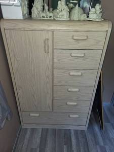 lot 227 image: Wooden Bedroom Dresser with Drawers and Shelves