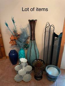 lot 248 image: Collection of Decorative Vases and Flowers