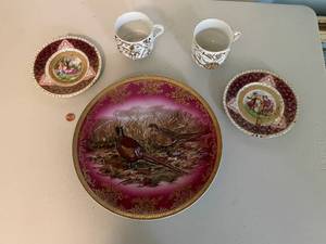 lot 253 image: Set of Vintage Bavarian and Austrian Porcelain Platters and Cups