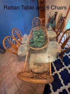 lot 261 image: Rattan Dining Set with Glass Table and 6 Chairs