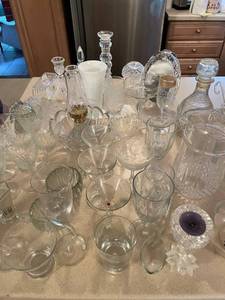 lot 265 image: Collection of Glass and Crystal Drinkware and Decanters