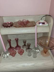 lot 334 image: Collection of Vintage Pink Glassware and Sharp Electronic Clock