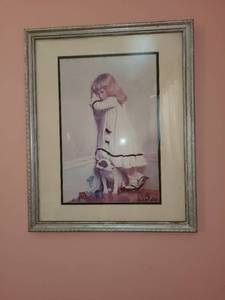 lot 338 image: Pair of Framed Vintage Child Portrait Art Prints