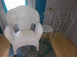 lot 346 image: Set of White Wicker Armchair, Metal Garden Chair, and Rack