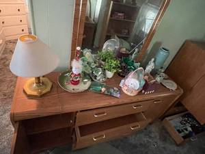 lot 403 image: Assorted Decorative Items and Collectibles with Table Lamp