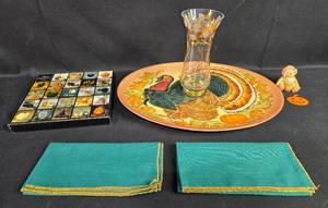lot 29 image: Thanksgiving and Halloween Decor Set with Turkey Platter, Vase, and Napkins