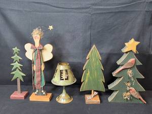 lot 54 image: Set of Wooden Christmas Decorations Including Angel and Trees
