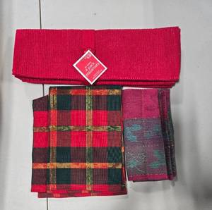 lot 57 image: Collection of Elegant Table Runners and Cloth Napkins