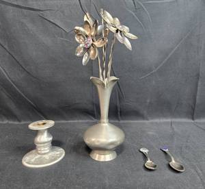 lot 82 image: Collection of Pewter Vase with Flowers and State Spoons