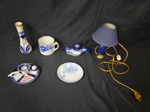 lot 121 image: Set of Vintage Blue Floral Porcelain Decor and Lamp