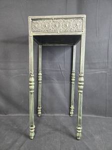 lot 161 image: Antique Style Metal Plant Stand with Ornate Design