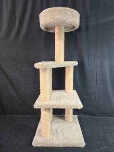 lot 168 image: Tall Sturdy Carpeted Cat Tree with Multiple Platforms
