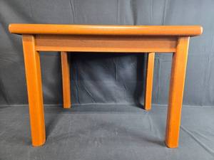 lot 209 image: Solid Wood End Table with Natural Finish