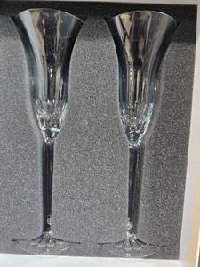 lot 226 image: Pair of Waterford Ballet Collection Crystal Champagne Flutes