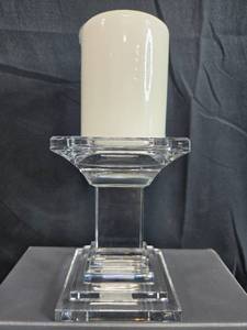 lot 231 image: Waterford Crystal Pillar Candleholder with Candle
