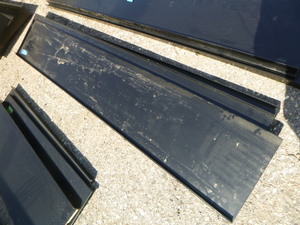 lot 16 image: 5 Pieces of Black Powdered Coated Steel ShelvingCountertop