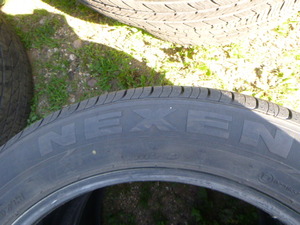 lot 26 image: 2 Nexen Npriz AH8 Tires