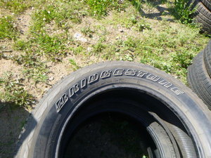 lot 27 image: 2 Bridgestone Dueler HL Tires