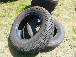 lot 51 image: 2 Tires