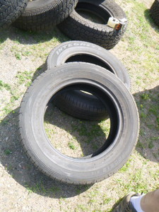 lot 58 image: 2 Tires