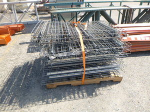 lot 68 image: Pallet Racking Wire Decks