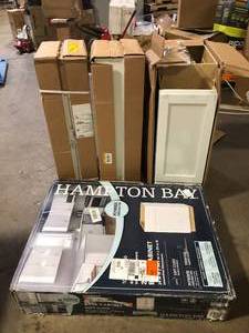 lot 32 image: Lot of Assorted Kitchen Cabinets Various Models and Conditions Customer Returns See Pictures