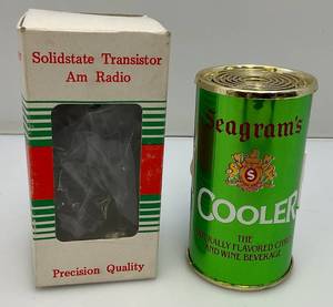 lot 16 image: Vintage Seagrams Cooler Solidstate Transistor AM Radio (New Old Stock)