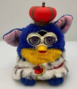 lot 42 image: Vintage 1998 King Furby Majesty Crown Limited Edition (Untested)