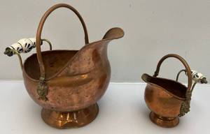 lot 63 image: Large Copper Handled PotCoal ShuttlePlanters